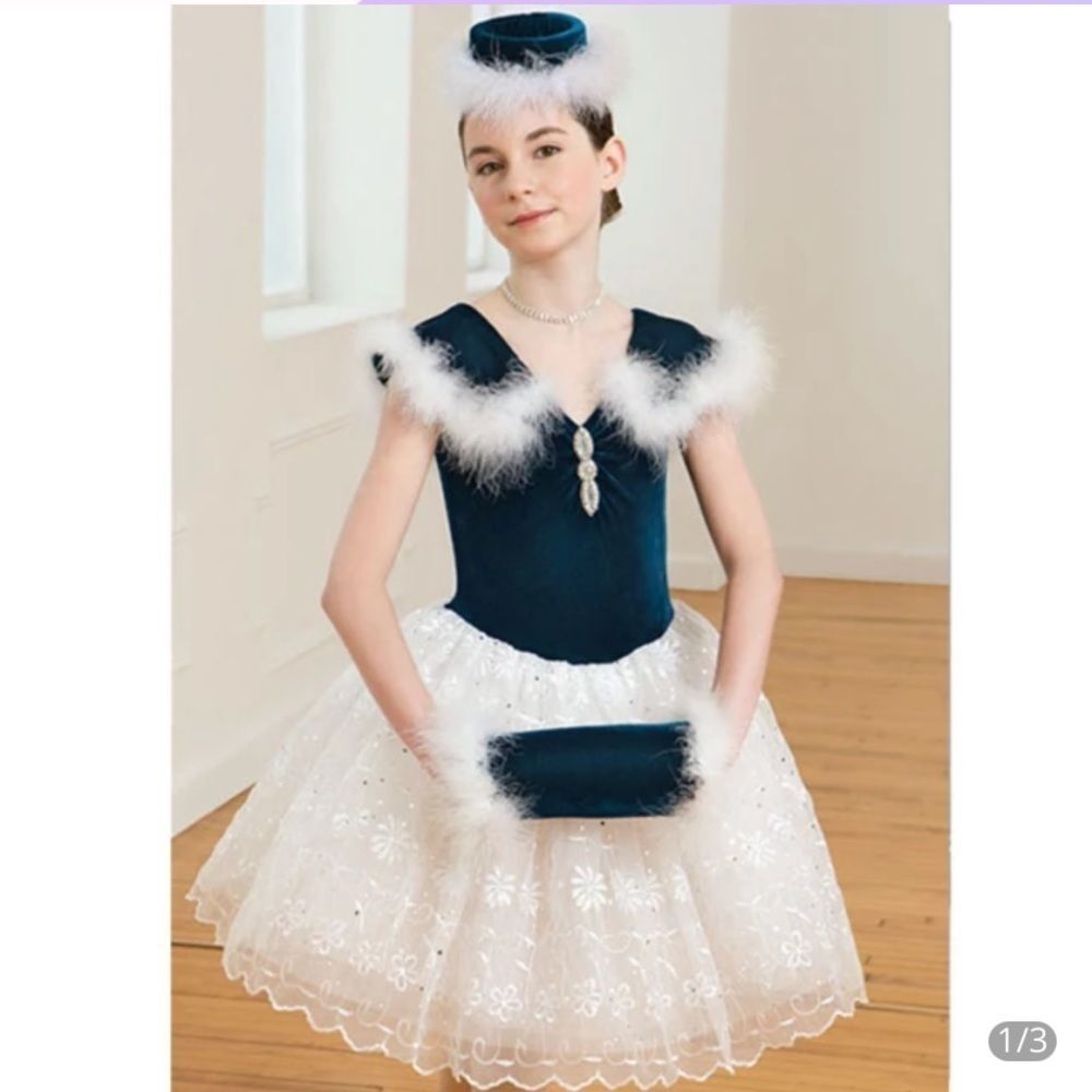 Revolution Dancewear Girls Winter Wonderland Ballet Costume Medium Child EUC